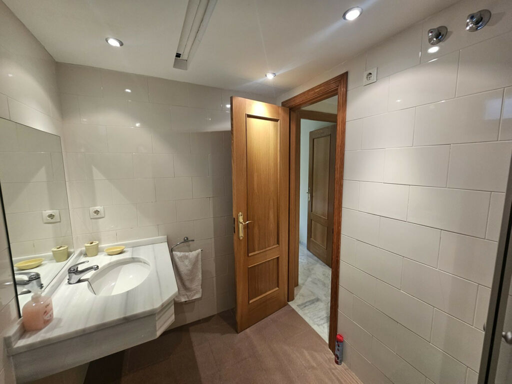 Middle Floor Apartment Riviera del Sol Málaga - image 12