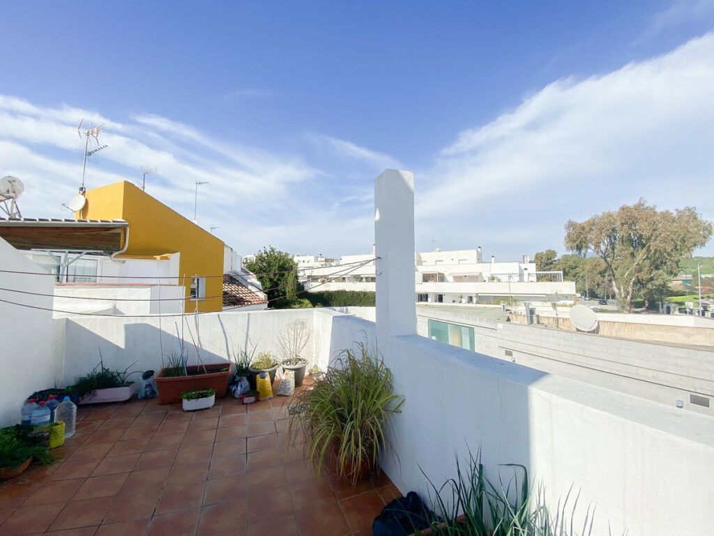 Townhouse Nueva Andalucía Málaga - image 11
