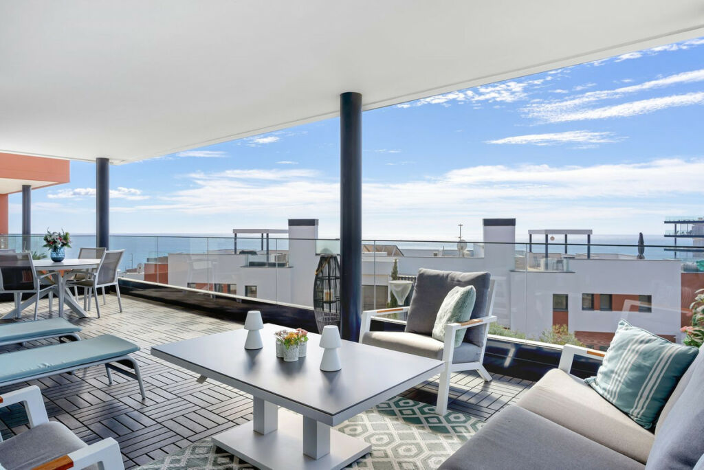 Middle Floor Apartment Fuengirola Málaga - image 11