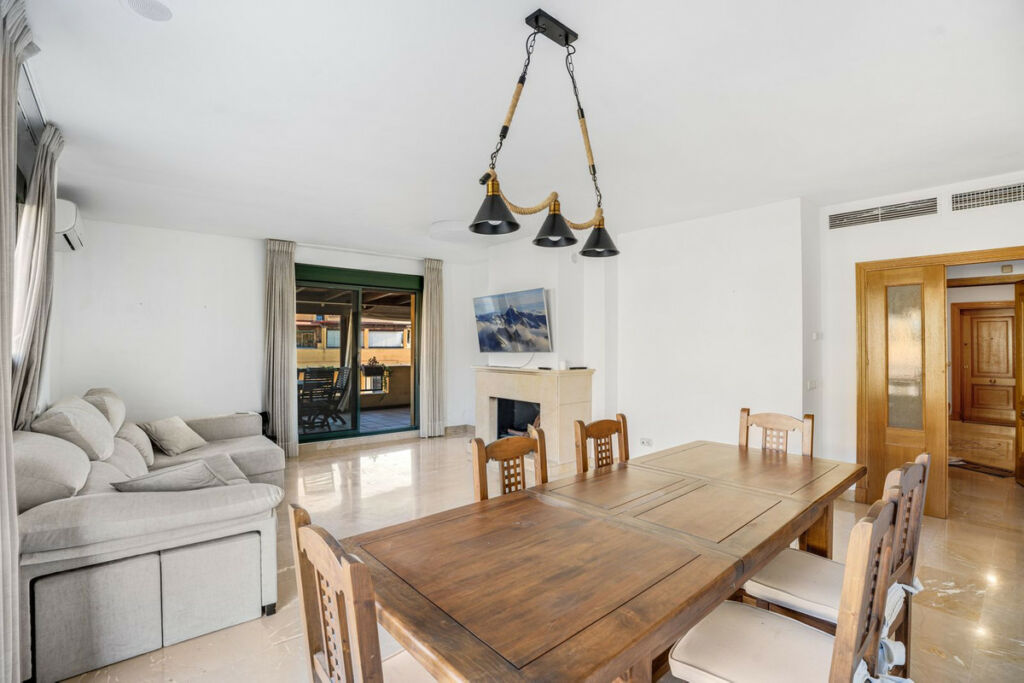 Penthouse San Pedro de Alcántara Málaga - image 11