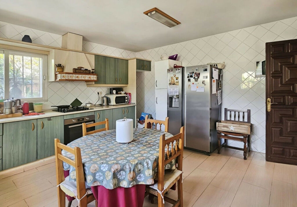 Detached Villa San Pedro de Alcántara Málaga - image 11