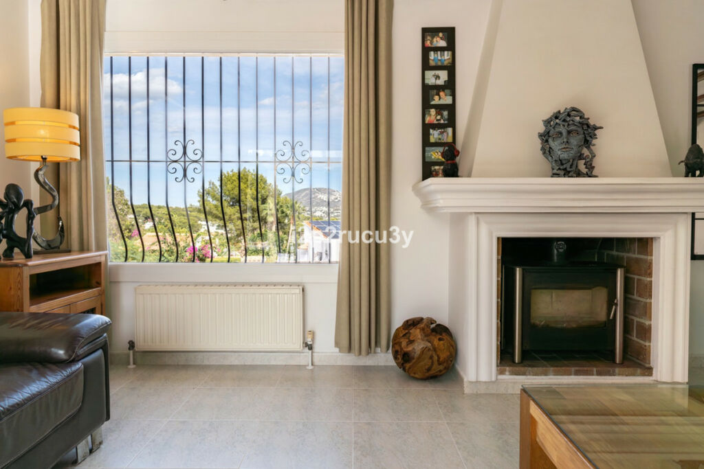 Detached Villa Moraira Alicante - image 11