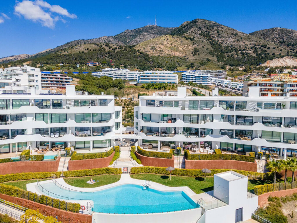 Penthouse Fuengirola Málaga - image 11