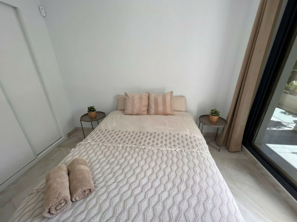 Ground Floor Apartment Benahavís Málaga - image 11