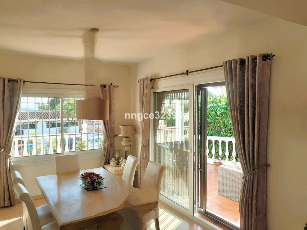 Detached Villa Torrenueva Málaga - image 12