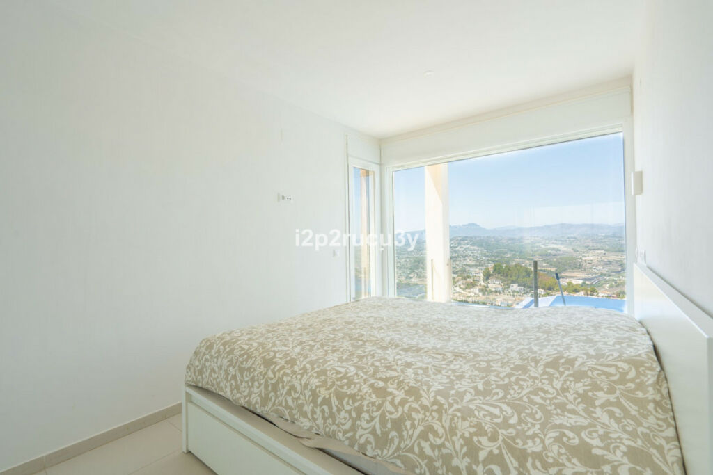 Detached Villa Cumbre del Sol Alicante - image 11
