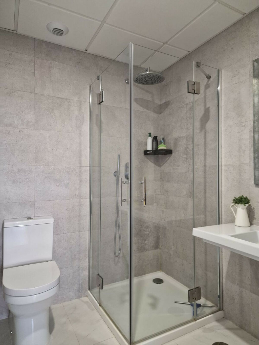 Middle Floor Apartment Estepona Málaga - image 11