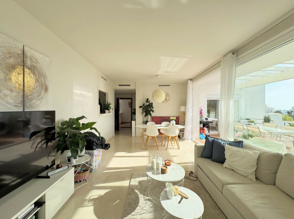 Middle Floor Apartment Casares Playa Málaga - image 11