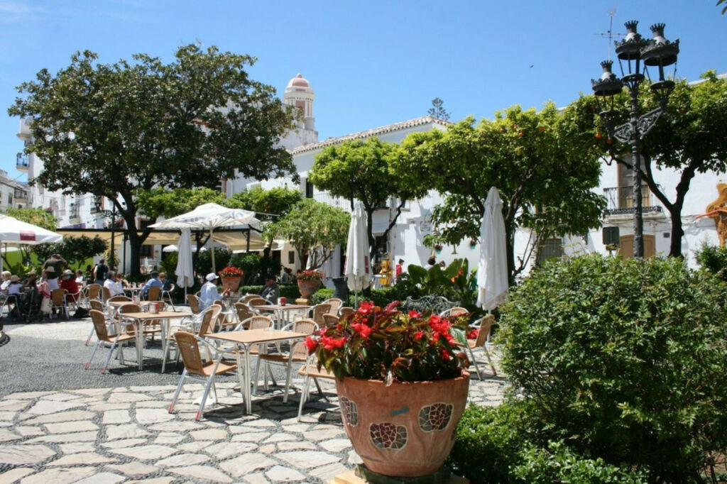 Residential Plot Estepona Málaga - image 12