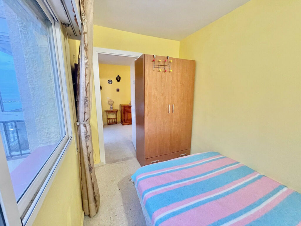 Middle Floor Apartment Fuengirola Málaga - image 12