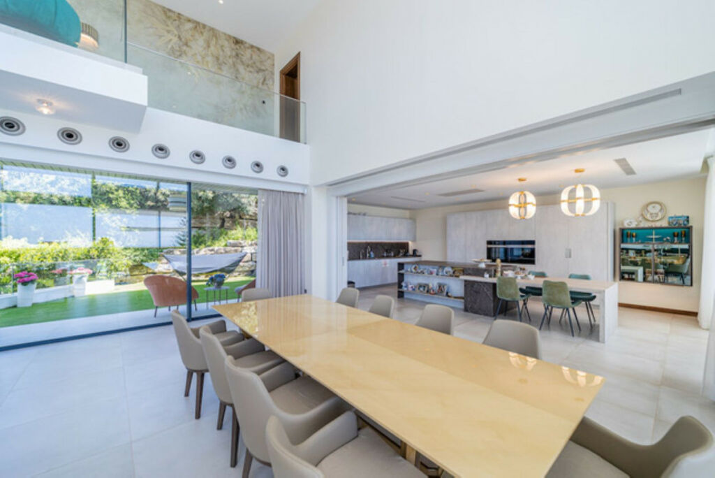 Detached Villa Los Arqueros Málaga - image 13