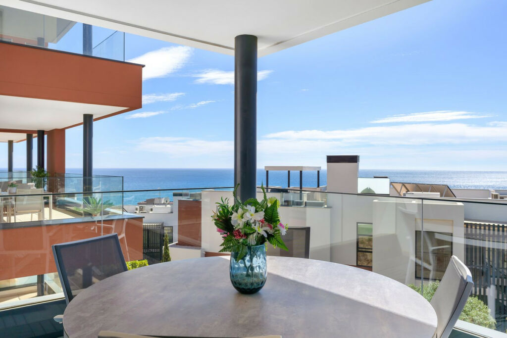 Middle Floor Apartment Fuengirola Málaga - image 12