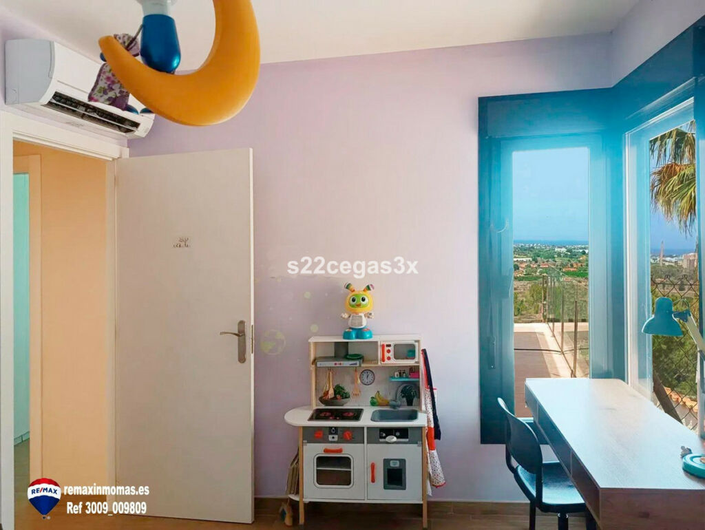 Detached Villa Denia Alicante - image 12