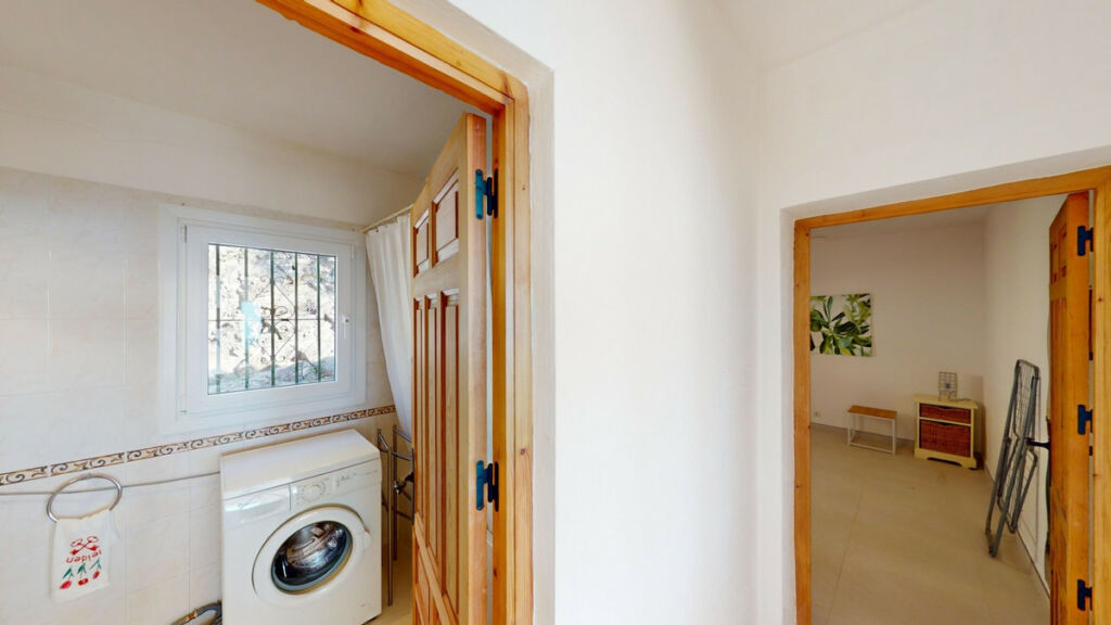 Detached Villa Arenas Málaga - image 12