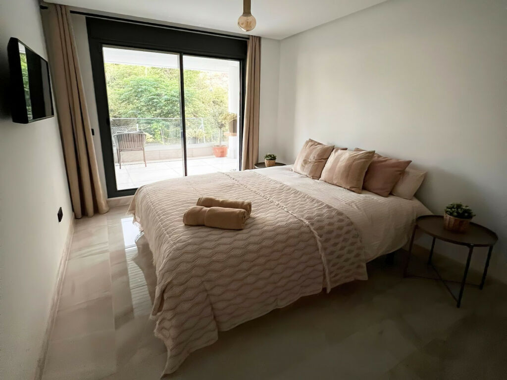 Ground Floor Apartment Benahavís Málaga - image 12