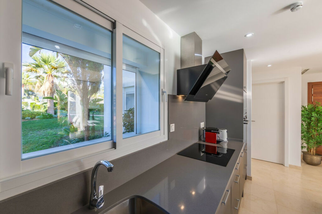 Ground Floor Apartment Casares Playa Málaga - image 15