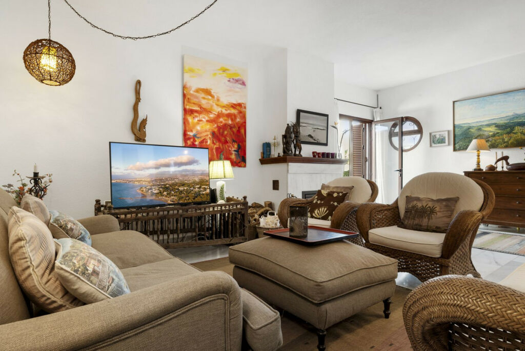 Townhouse Estepona Málaga - image 12