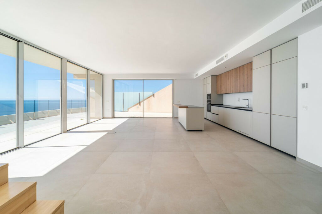 Penthouse Duplex Benalmadena Pueblo Málaga - image 12