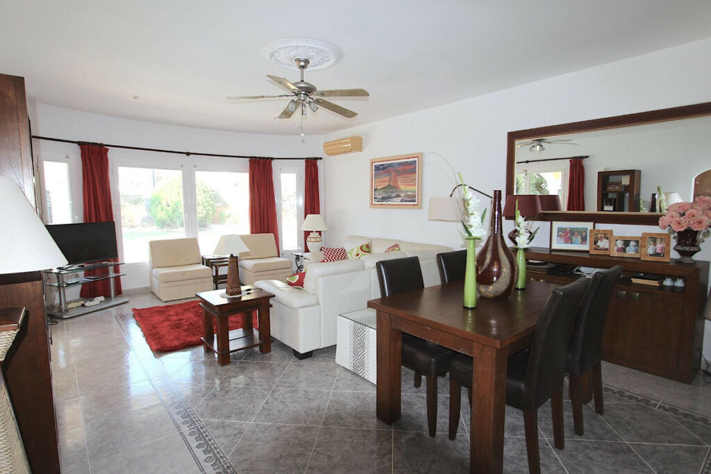 Detached Villa Calpe Alicante - image 12