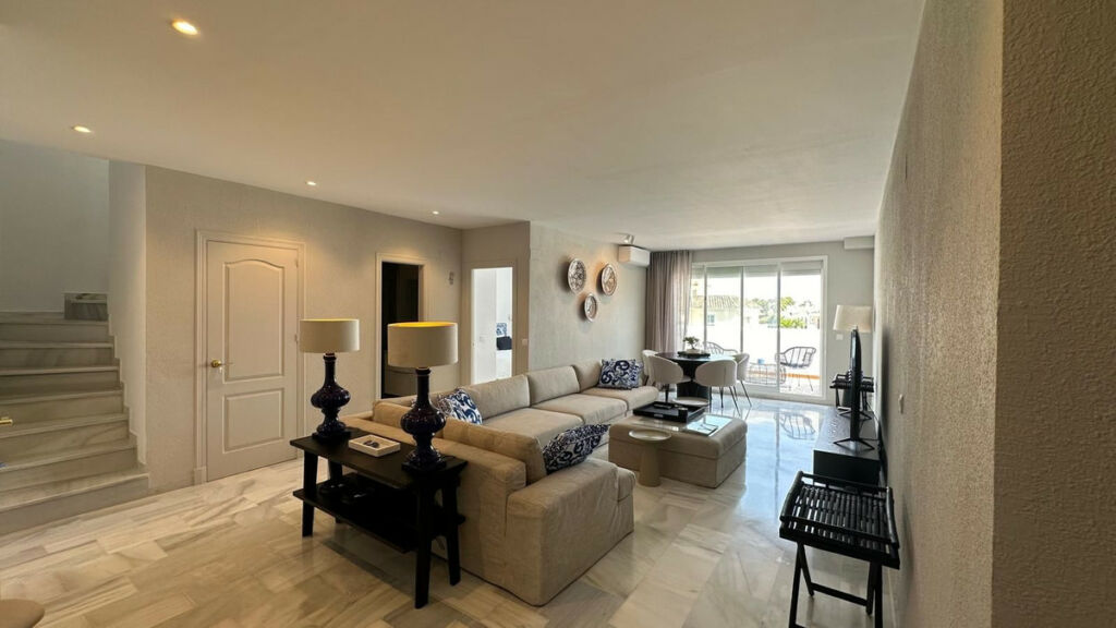 Penthouse Duplex Estepona Málaga - image 12