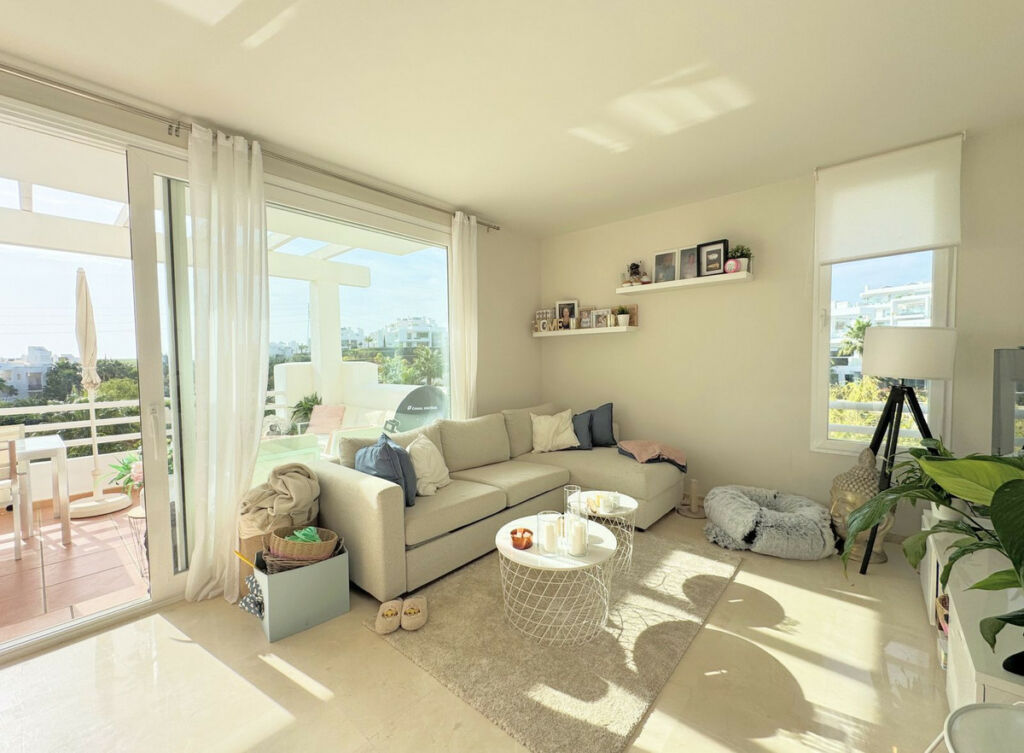 Middle Floor Apartment Casares Playa Málaga - image 12
