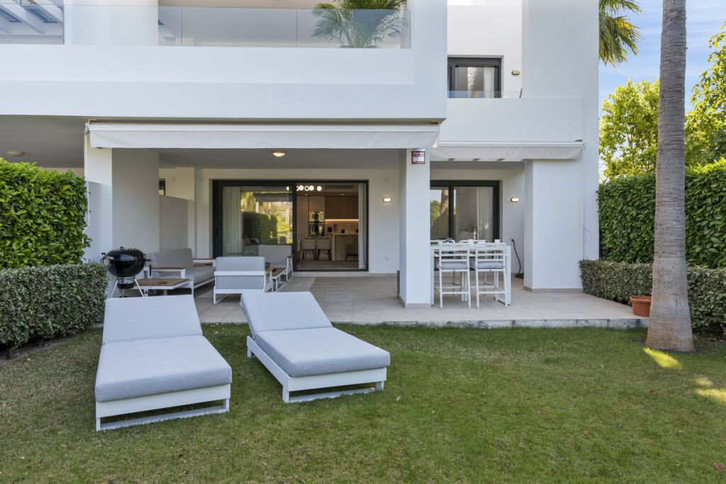 Ground Floor Apartment Atalaya Málaga - image 12