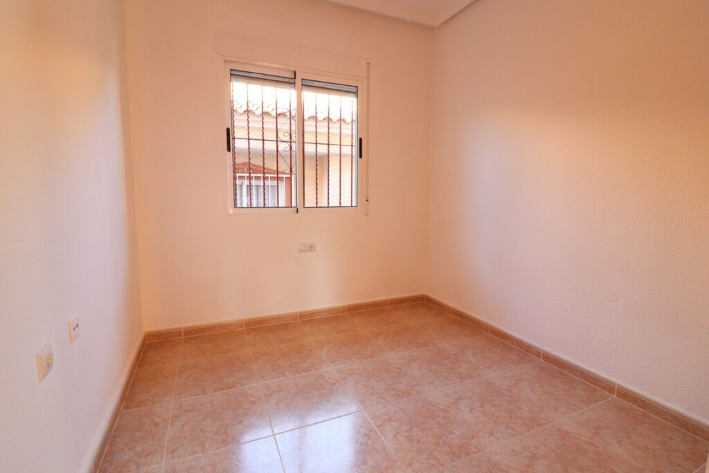 Detached Villa Montemar Alicante - image 13