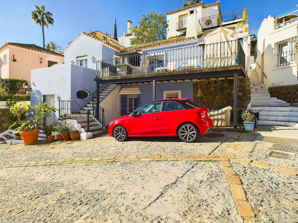 Detached Villa La Heredia Málaga - image 21