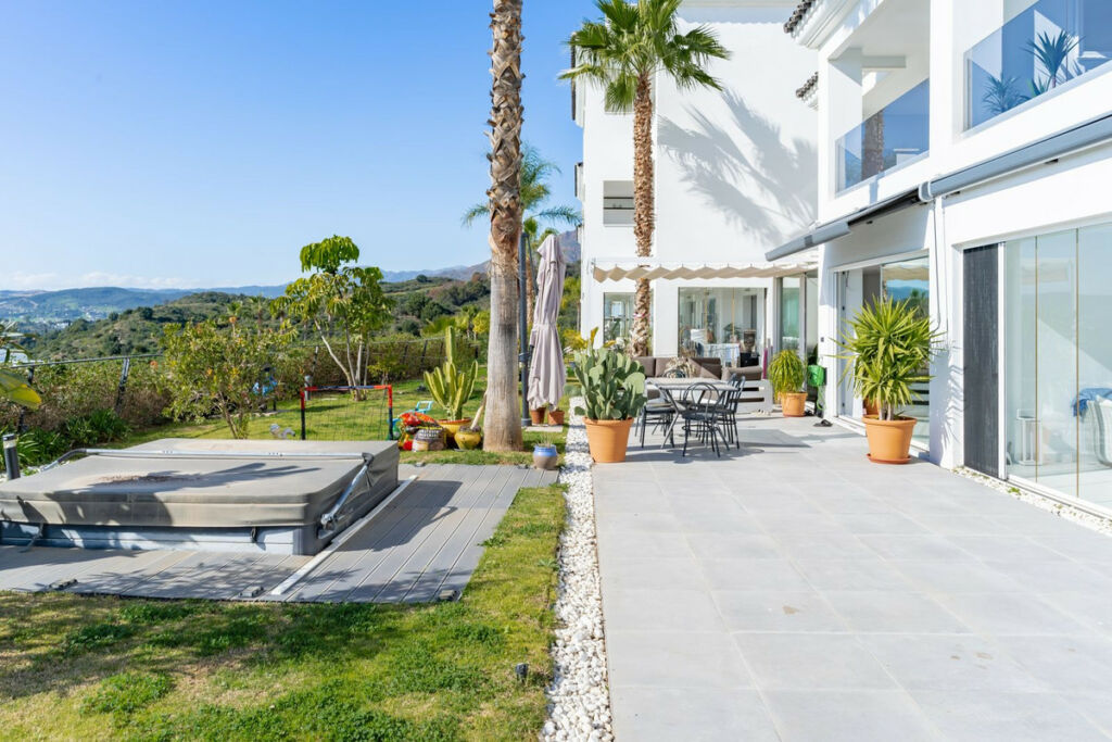 Ground Floor Apartment Estepona Málaga - image 13