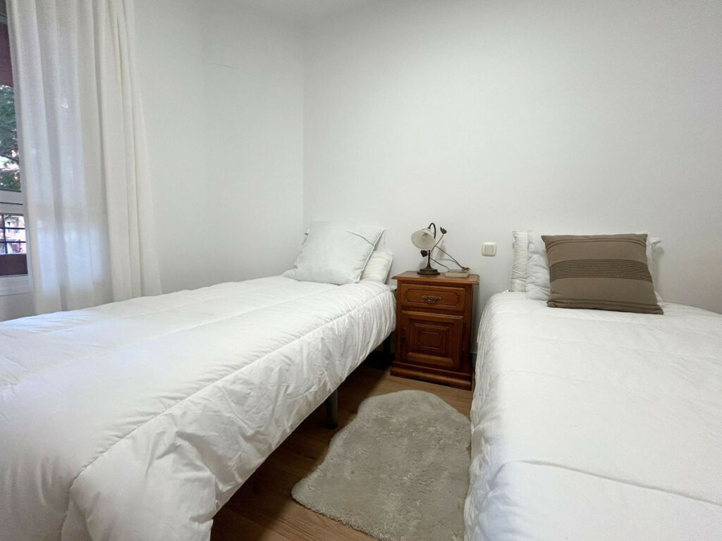 Middle Floor Apartment Los Boliches Málaga - image 13