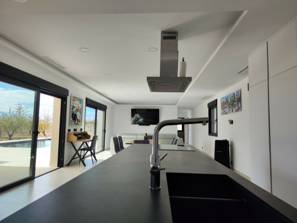 Detached Villa Aspe Alicante - image 13