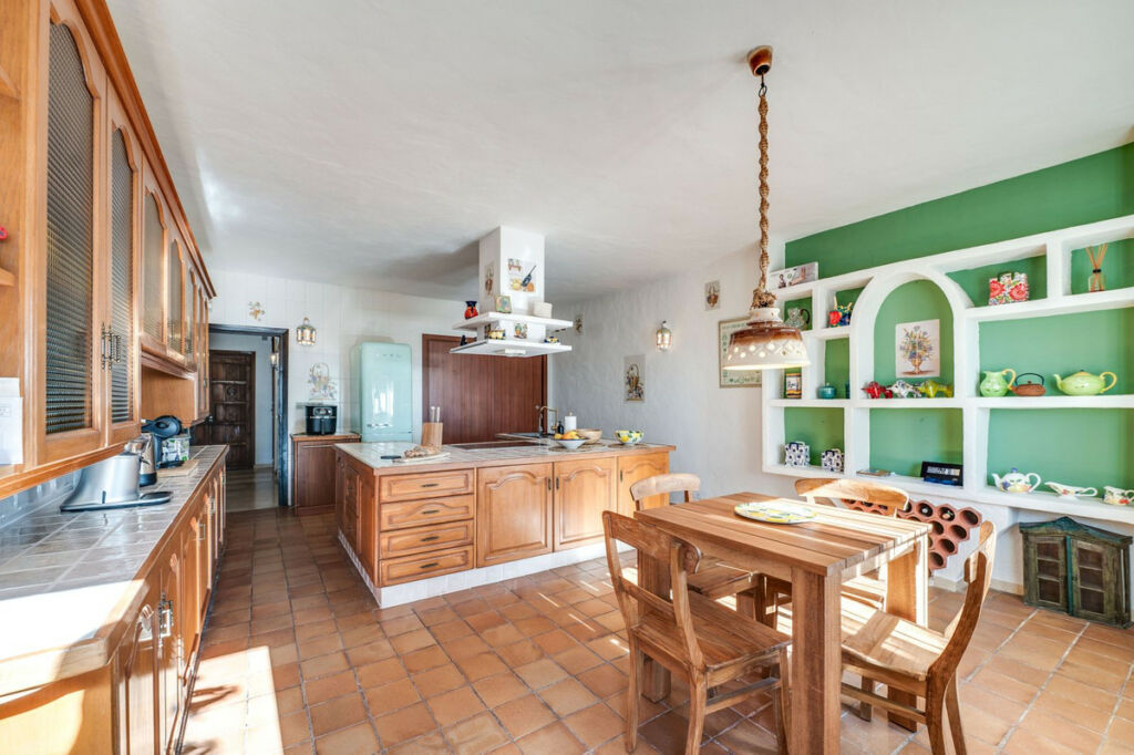 Detached Villa Valtocado Málaga - image 13