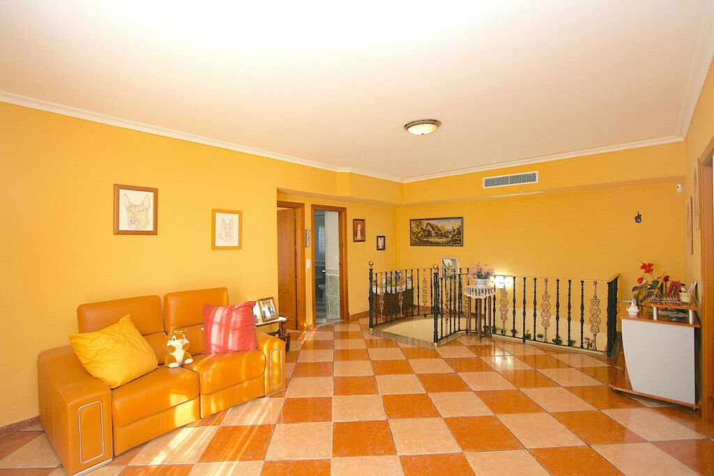 Detached Villa Alhaurín el Grande Málaga - image 13
