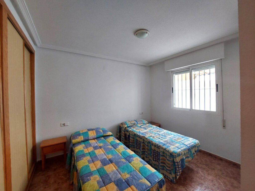 Townhouse Los Altos Alicante - image 14