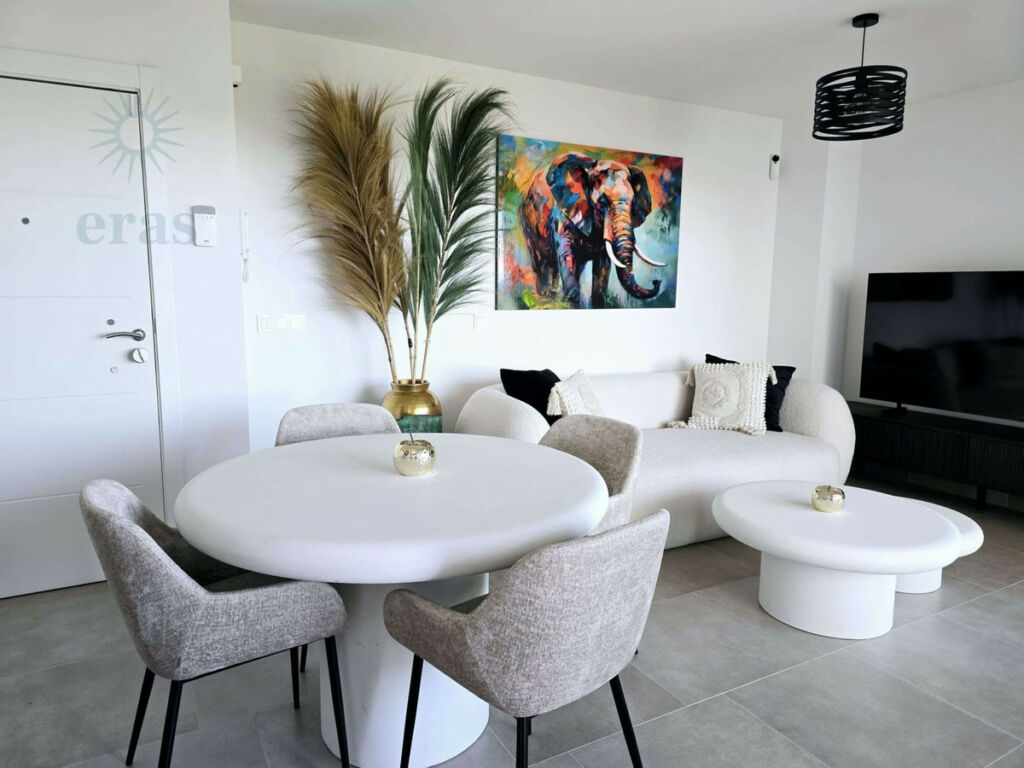 Middle Floor Apartment Fuengirola Málaga - image 13