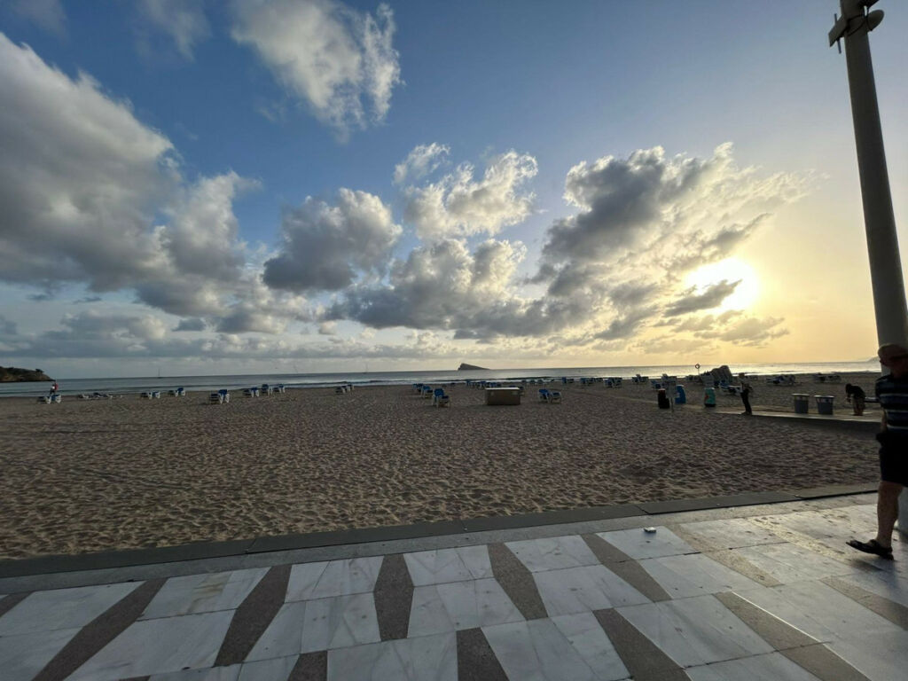 Middle Floor Apartment Benidorm Alicante