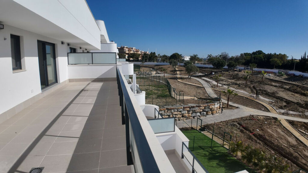 Penthouse Estepona Málaga - image 13