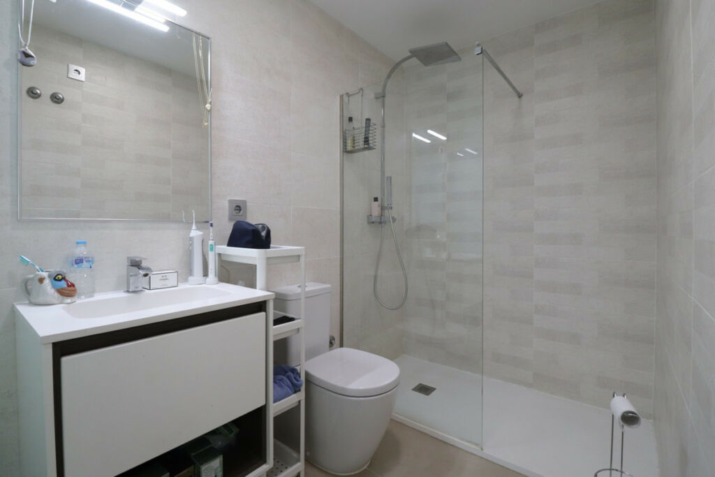 Ground Floor Apartment Los Montesinos Alicante - image 13