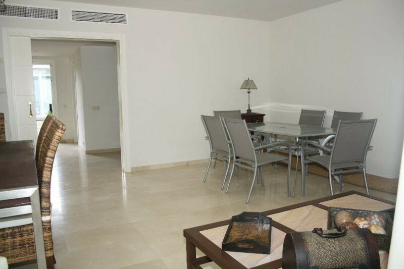 Townhouse Estepona Málaga - image 13