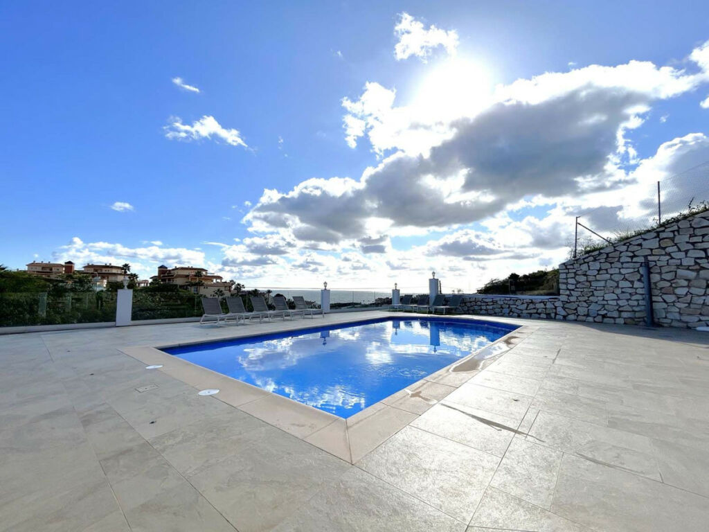 Detached Villa El Faro Málaga - image 14