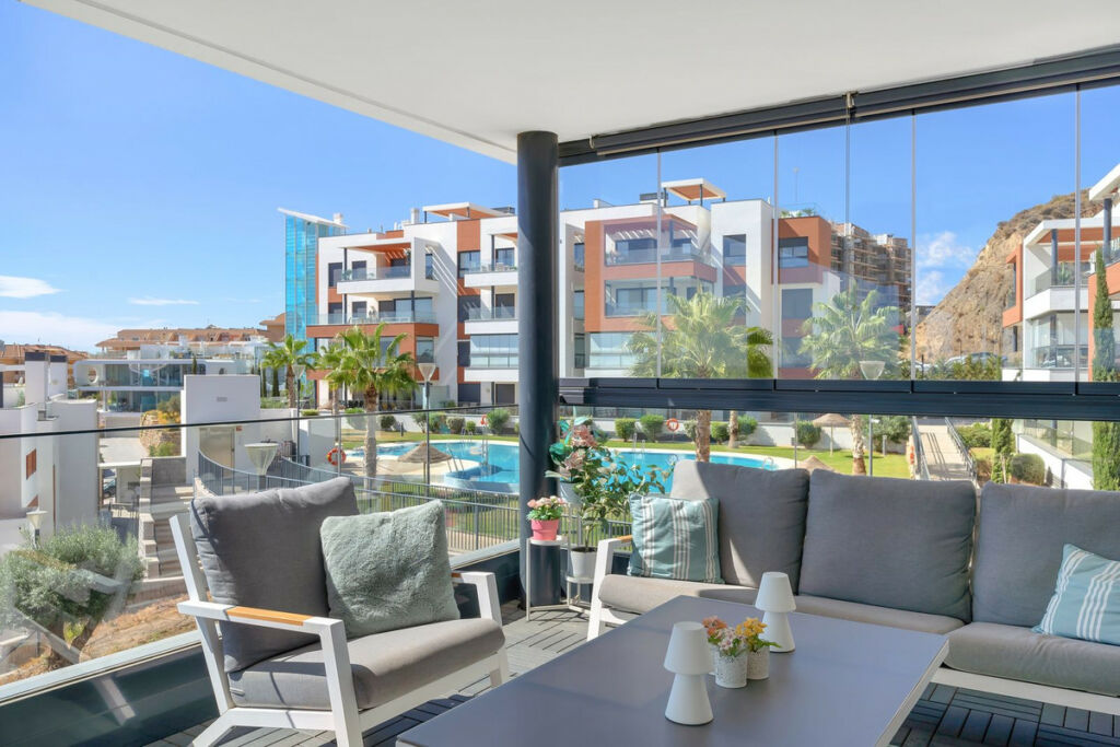 Middle Floor Apartment Fuengirola Málaga - image 14