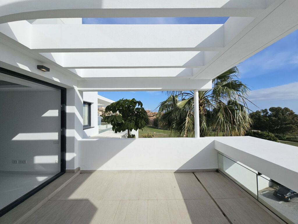 Penthouse Duplex Atalaya Málaga - image 14