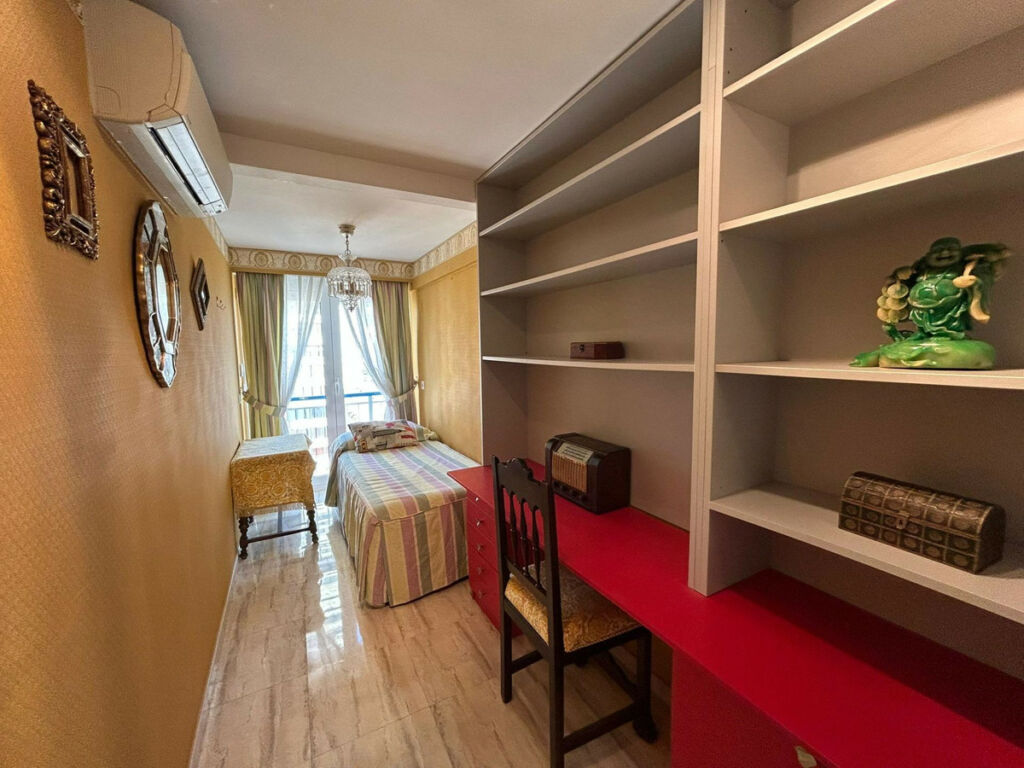 Middle Floor Apartment Benidorm Alicante - image 14