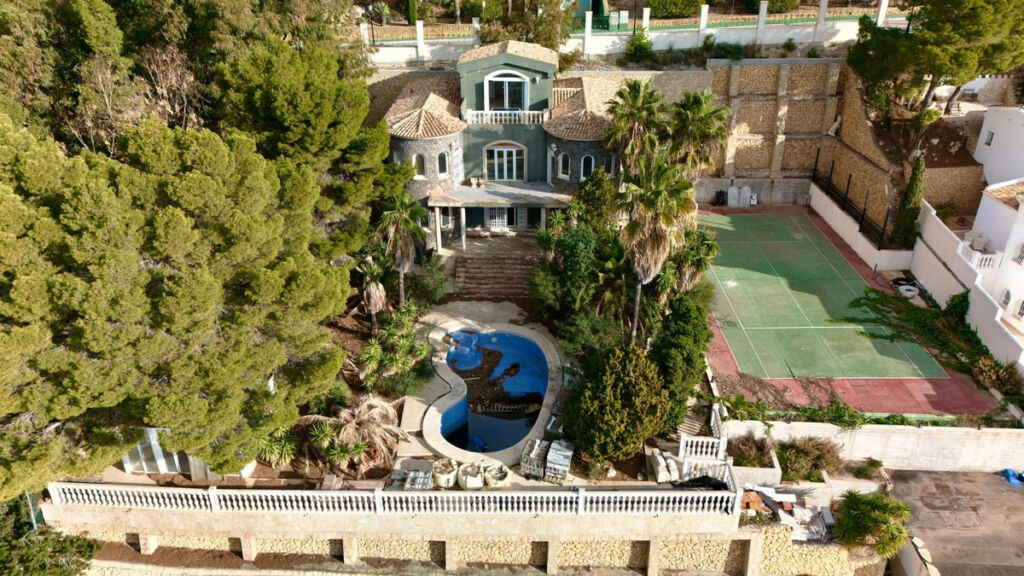 Detached Villa Altea Alicante - image 14