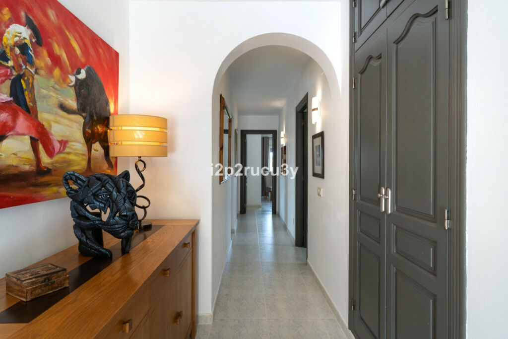 Detached Villa Moraira Alicante - image 14