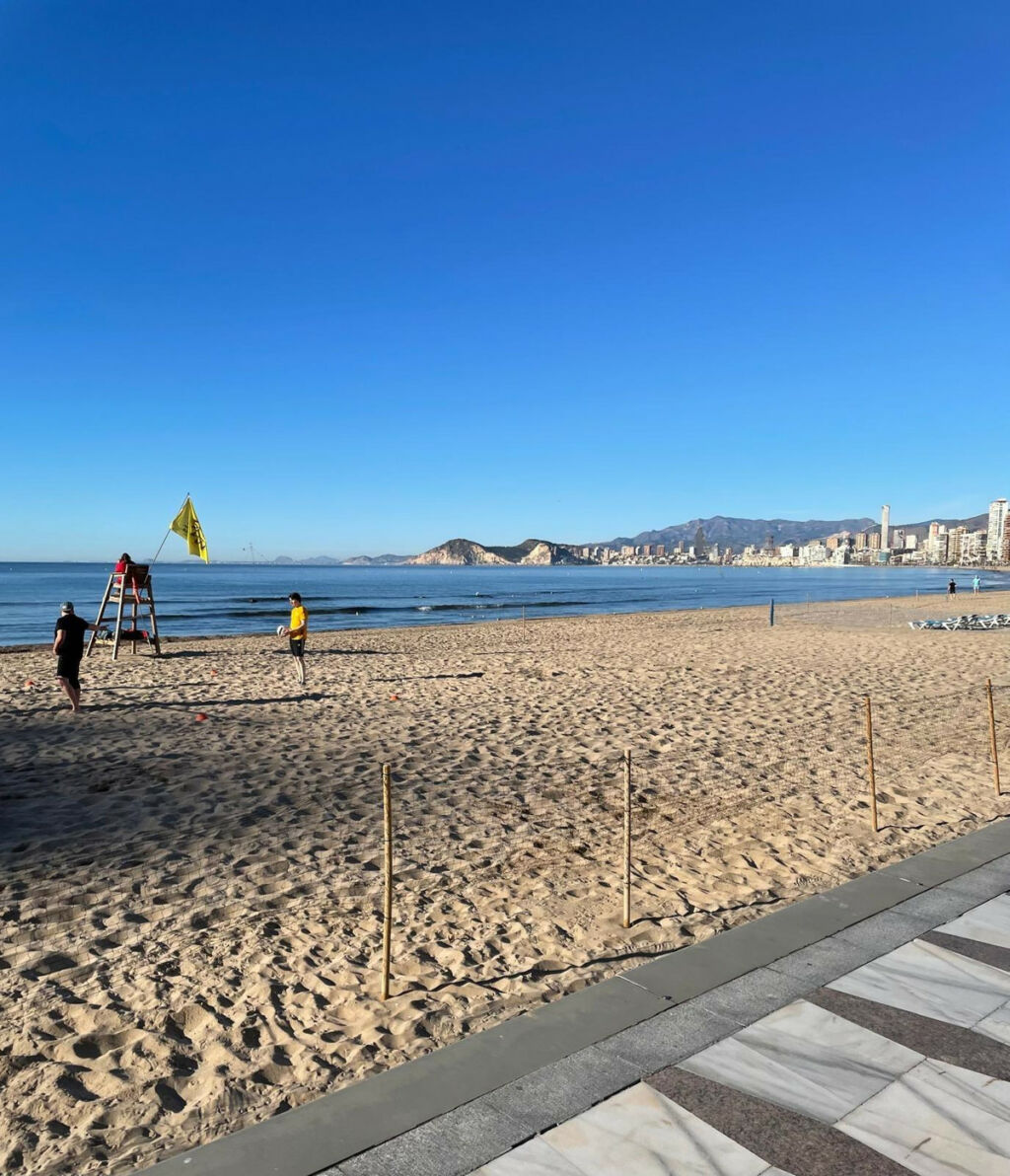 Middle Floor Apartment Benidorm Alicante - image 15