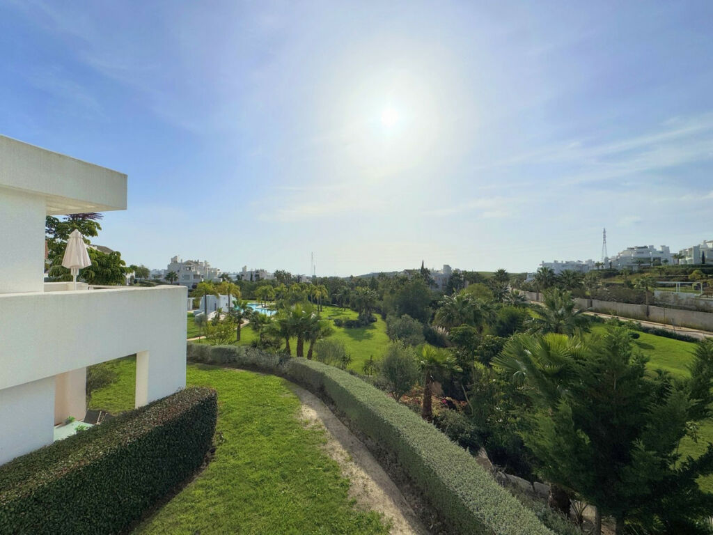 Middle Floor Apartment Casares Playa Málaga - image 15