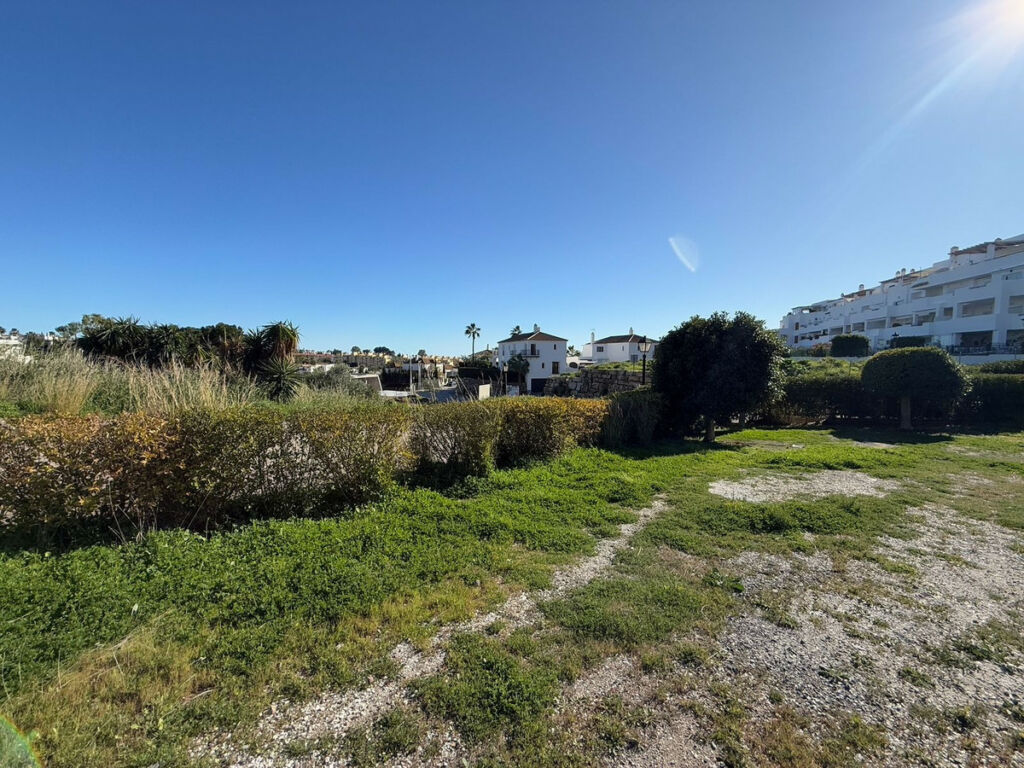 Land Estepona Málaga - image 15