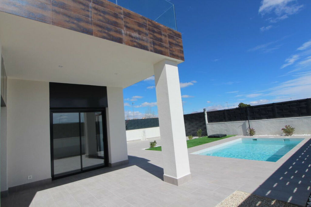 Detached Villa Aspe Alicante - image 15