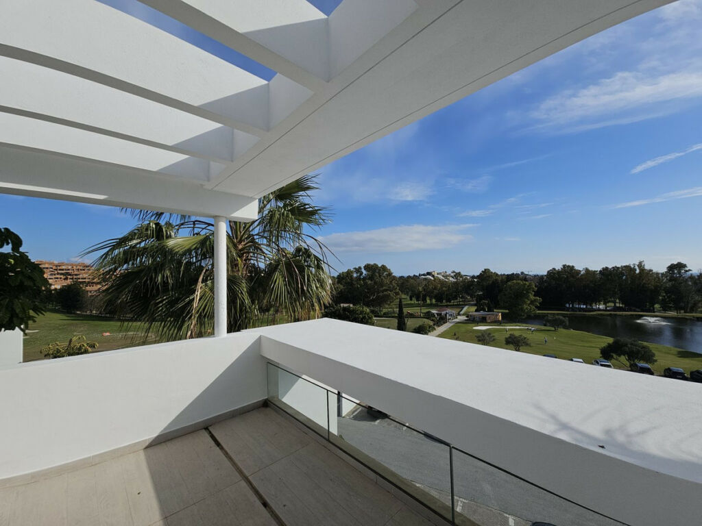 Penthouse Duplex Atalaya Málaga - image 15